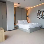 Sherlock Homes