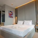 Sherlock Homes 4*
