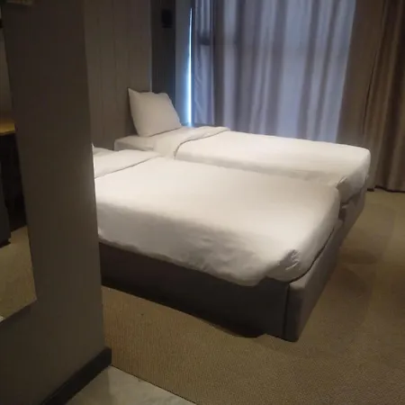 Sherlock Homes Hotell 4*